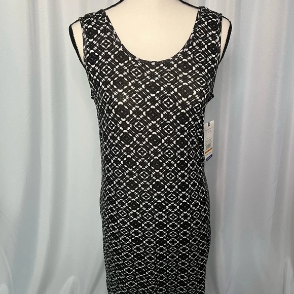 NWT Gaiam Stella Dress Cait Print in Black - size Medium - Picture 2 of 9